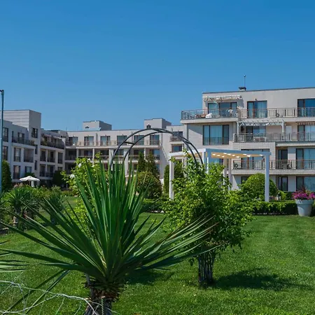 June One Bedroom Sea View Diamond * Sarafovo