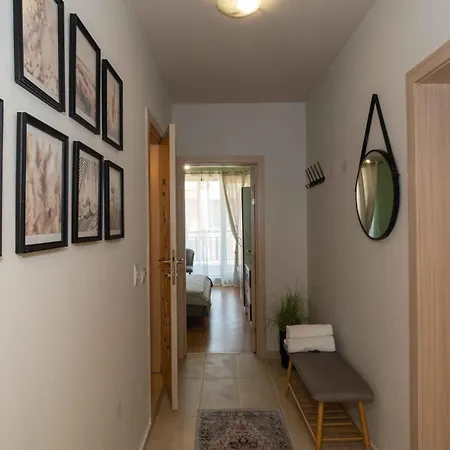June One Bedroom Sea View Diamond سارافوفو