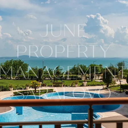 June One Bedroom Sea View Diamond شقة سارافوفو